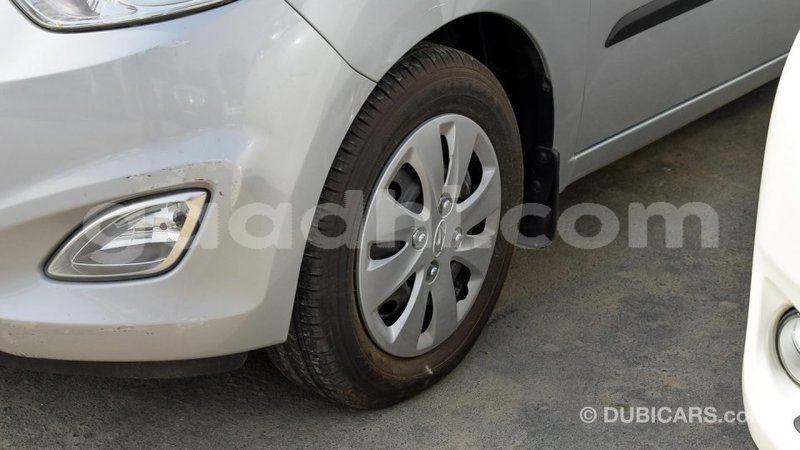 Big with watermark hyundai i10 somalia import dubai 2853