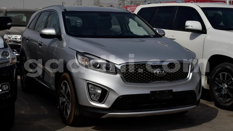 Big with watermark kia sorento somalia import dubai 2855