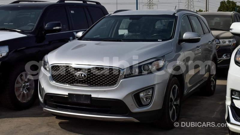 Big with watermark kia sorento somalia import dubai 2855