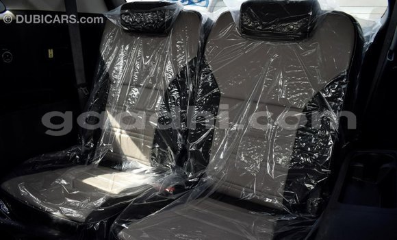 Acheter Import Voiture Kia Sorento Autre à Import - Dubai, Somalie Acheter Import Voiture Kia Sorento Autre à Import - Dubai, Somalie