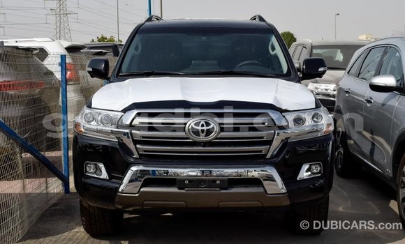 ይግዙ Imported Toyota Land Cruiser ጥቁር መኪና በ Import - Dubai በ ሶማሊያ ይግዙ Imported Toyota Land Cruiser ጥቁር መኪና በ Import - Dubai በ ሶማሊያ