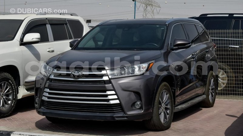 Big with watermark toyota highlander somalia import dubai 2857