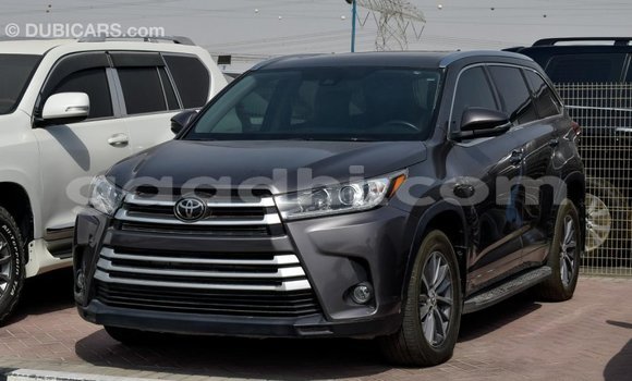 Imported Toyota Highlander Other Makiinaa iti Import - Dubai keessatti Somalia keessatti Imported Toyota Highlander Other Makiinaa iti Import - Dubai keessatti Somalia keessatti