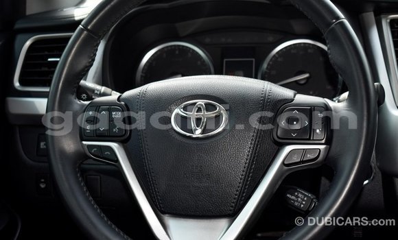 Imported Toyota Highlander Other Makiinaa iti Import - Dubai keessatti Somalia keessatti Imported Toyota Highlander Other Makiinaa iti Import - Dubai keessatti Somalia keessatti