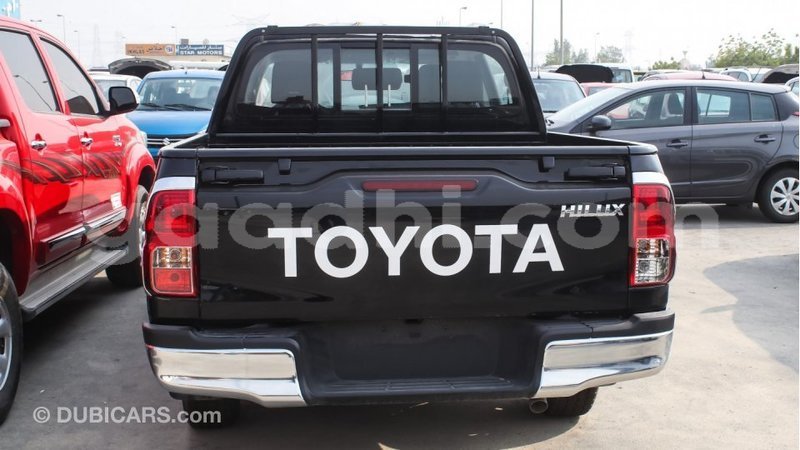 Big with watermark toyota hilux somalia import dubai 2861