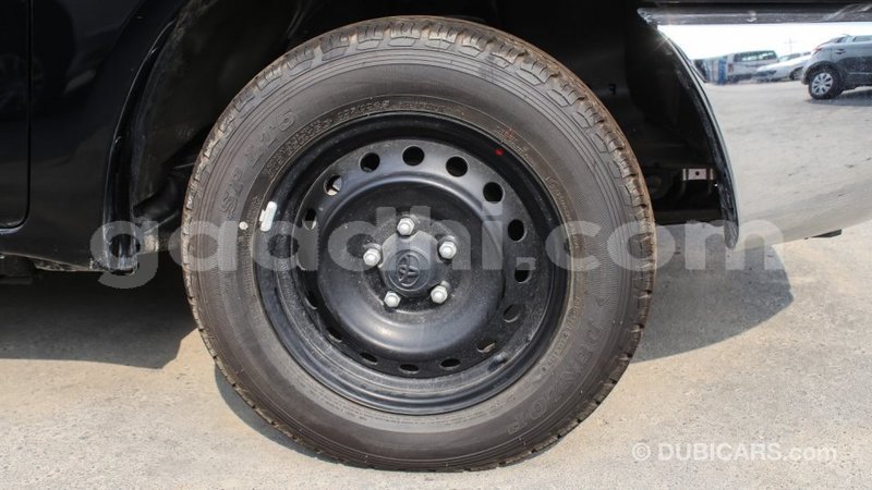 Big with watermark toyota hilux somalia import dubai 2861