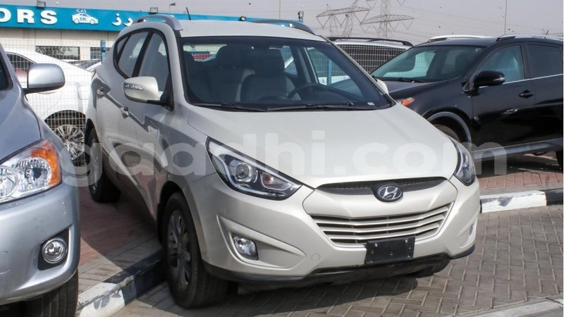 Big with watermark hyundai tucson somalia import dubai 2863