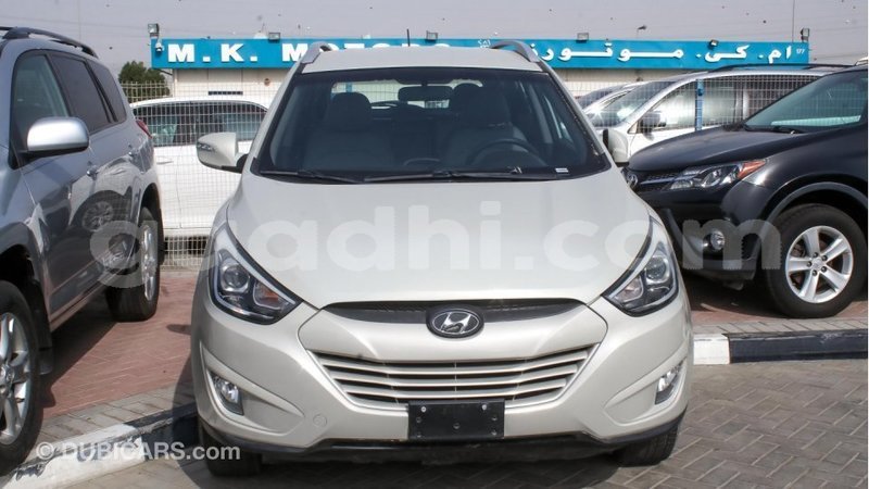 Big with watermark hyundai tucson somalia import dubai 2863