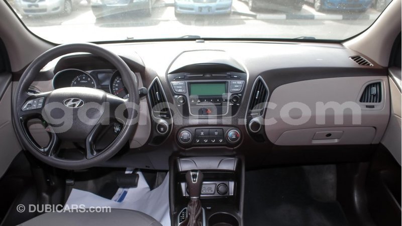 Big with watermark hyundai tucson somalia import dubai 2863