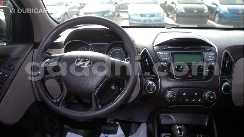 Big with watermark hyundai tucson somalia import dubai 2863