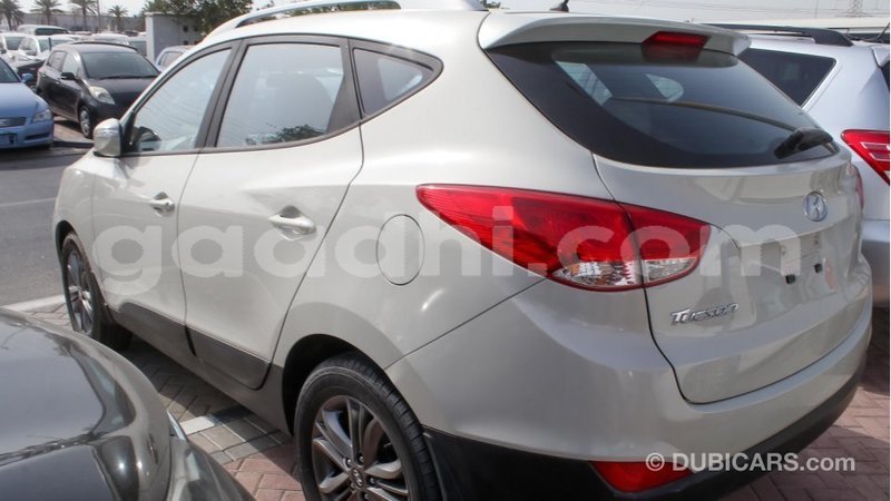 Big with watermark hyundai tucson somalia import dubai 2863