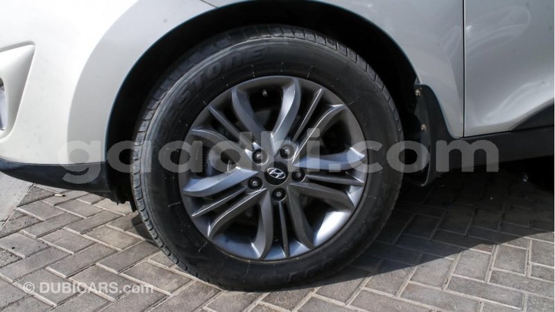 Big with watermark hyundai tucson somalia import dubai 2863