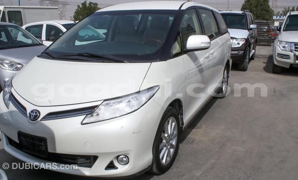 Imported Toyota Previa White Makiinaa iti Import - Dubai keessatti Somalia keessatti Imported Toyota Previa White Makiinaa iti Import - Dubai keessatti Somalia keessatti