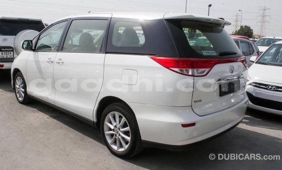 Imported Toyota Previa White Makiinaa iti Import - Dubai keessatti Somalia keessatti Imported Toyota Previa White Makiinaa iti Import - Dubai keessatti Somalia keessatti