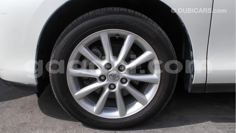 Big with watermark toyota previa somalia import dubai 2866