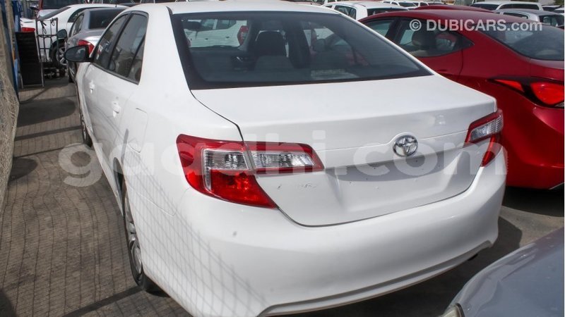 Big with watermark toyota camry somalia import dubai 2867