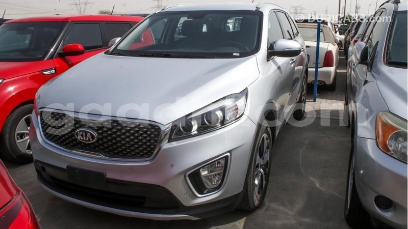 Big with watermark kia sorento somalia import dubai 2868