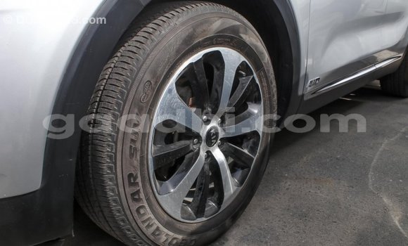Imported Kia Sorento Other Makiinaa iti Import - Dubai keessatti Somalia keessatti Imported Kia Sorento Other Makiinaa iti Import - Dubai keessatti Somalia keessatti