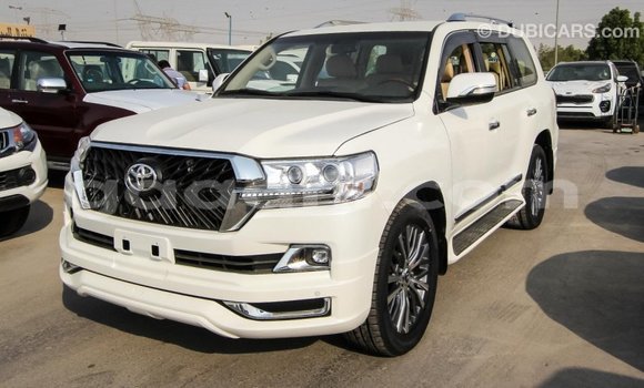 Buy Import Toyota Land Cruiser White Car in Import - Dubai in Somalia Buy Import Toyota Land Cruiser White Car in Import - Dubai in Somalia