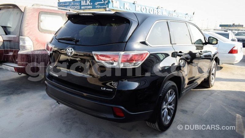 Big with watermark toyota highlander somalia import dubai 2876