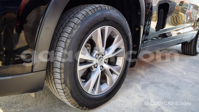 Big with watermark toyota highlander somalia import dubai 2876