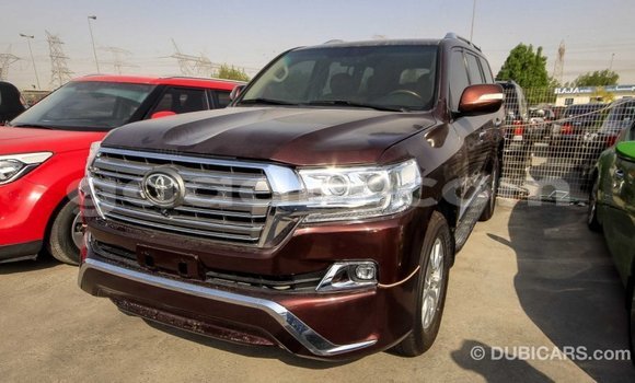 Imported Toyota Land Cruiser Brown Makiinaa iti Import - Dubai keessatti Somalia keessatti Imported Toyota Land Cruiser Brown Makiinaa iti Import - Dubai keessatti Somalia keessatti