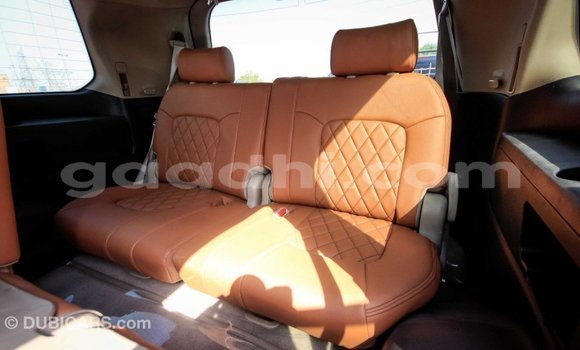 Imported Toyota Land Cruiser Brown Makiinaa iti Import - Dubai keessatti Somalia keessatti Imported Toyota Land Cruiser Brown Makiinaa iti Import - Dubai keessatti Somalia keessatti