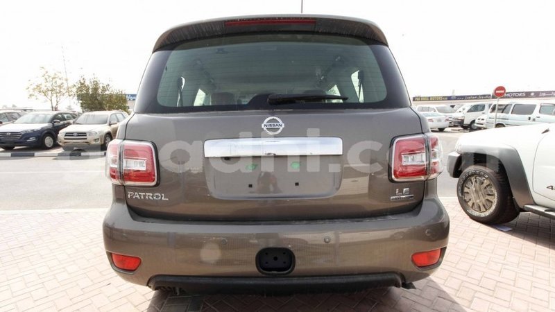 Big with watermark nissan patrol somalia import dubai 2886