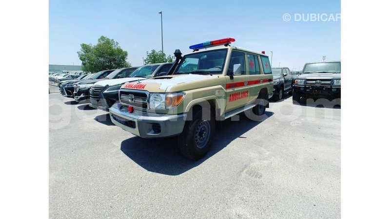 Big with watermark toyota land cruiser somalia import dubai 2893