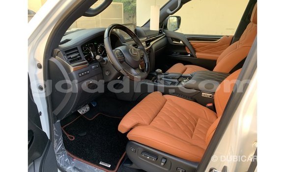 اشتري Imported Lexus LX أبيض سيارة في Import - Dubai في الصومال اشتري Imported Lexus LX أبيض سيارة في Import - Dubai في الصومال