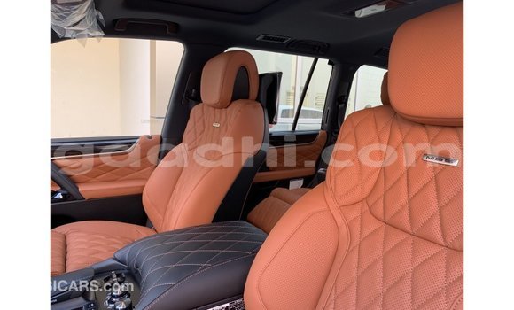 اشتري Imported Lexus LX أبيض سيارة في Import - Dubai في الصومال اشتري Imported Lexus LX أبيض سيارة في Import - Dubai في الصومال