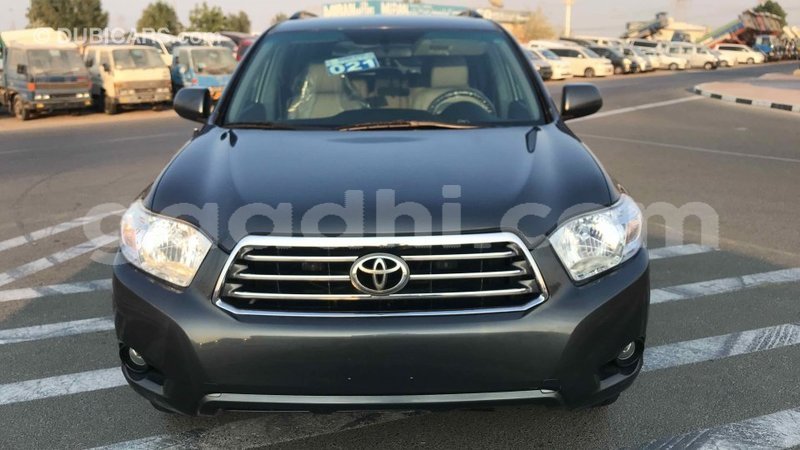 Big with watermark toyota highlander somalia import dubai 2900