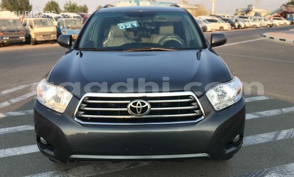 ይግዙ Imported Toyota Highlander ሌላ መኪና በ Import - Dubai በ ሶማሊያ ይግዙ Imported Toyota Highlander ሌላ መኪና በ Import - Dubai በ ሶማሊያ