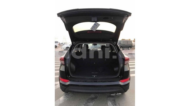 Big with watermark hyundai tucson somalia import dubai 2903