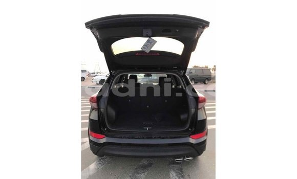 اشتري Imported Hyundai Tucson أسود سيارة في Import - Dubai في الصومال اشتري Imported Hyundai Tucson أسود سيارة في Import - Dubai في الصومال