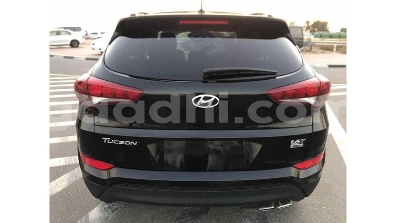 Big with watermark hyundai tucson somalia import dubai 2903