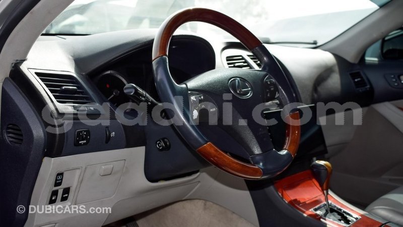 Big with watermark lexus es somalia import dubai 2910