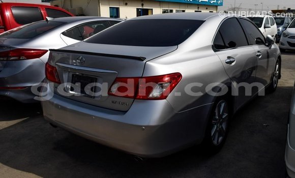 اشتري Imported Lexus ES آخر سيارة في Import - Dubai في الصومال اشتري Imported Lexus ES آخر سيارة في Import - Dubai في الصومال