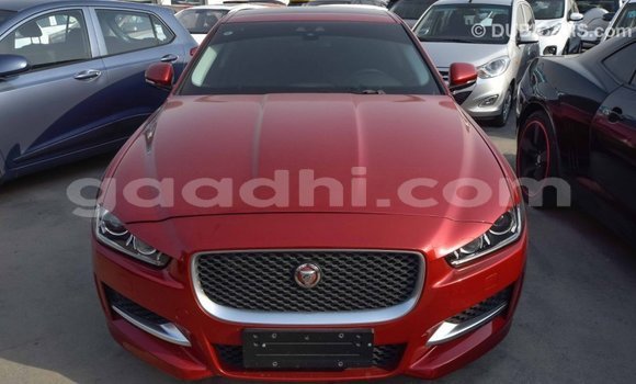 Acheter Import Voiture Jaguar XE Rouge à Import - Dubai, Somalie Acheter Import Voiture Jaguar XE Rouge à Import - Dubai, Somalie