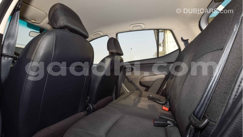 Big with watermark hyundai i10 somalia import dubai 2916