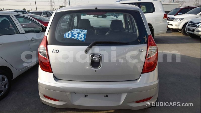 Big with watermark hyundai i10 somalia import dubai 2916