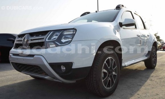 Acheter Import Voiture Renault Duster Blanc à Import - Dubai, Somalie Acheter Import Voiture Renault Duster Blanc à Import - Dubai, Somalie