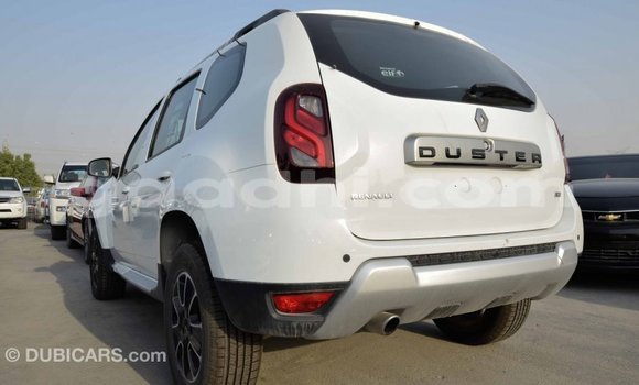 Acheter Import Voiture Renault Duster Blanc à Import - Dubai, Somalie Acheter Import Voiture Renault Duster Blanc à Import - Dubai, Somalie