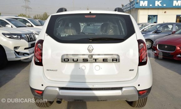 Acheter Import Voiture Renault Duster Blanc à Import - Dubai, Somalie Acheter Import Voiture Renault Duster Blanc à Import - Dubai, Somalie