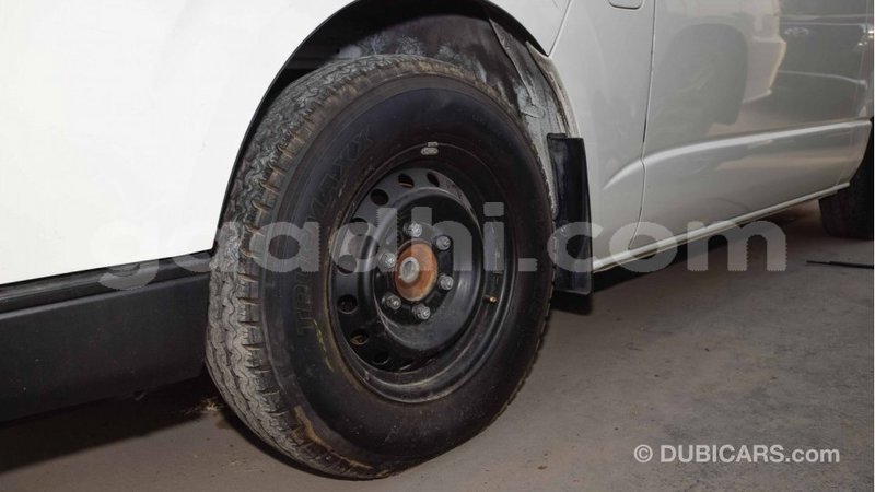 Big with watermark toyota hiace somalia import dubai 2918