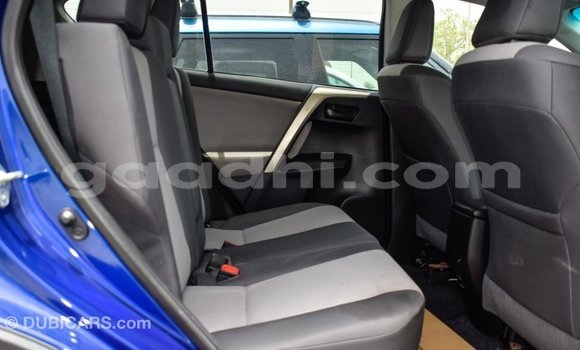 Imported Toyota HiAce Blue Netiree iti Import - Dubai keessatti Somalia keessatti Imported Toyota HiAce Blue Netiree iti Import - Dubai keessatti Somalia keessatti