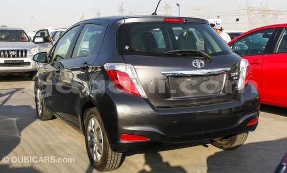 اشتري Imported Toyota Yaris آخر سيارة في Import - Dubai في الصومال اشتري Imported Toyota Yaris آخر سيارة في Import - Dubai في الصومال