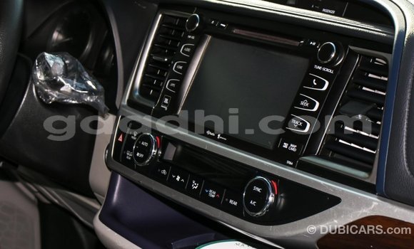اشتري Imported Toyota Highlander آخر سيارة في Import - Dubai في الصومال اشتري Imported Toyota Highlander آخر سيارة في Import - Dubai في الصومال