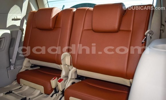 Imported Toyota Prado White Makiinaa iti Import - Dubai keessatti Somalia keessatti Imported Toyota Prado White Makiinaa iti Import - Dubai keessatti Somalia keessatti