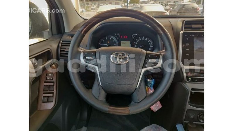 Big with watermark toyota prado somalia import dubai 2938